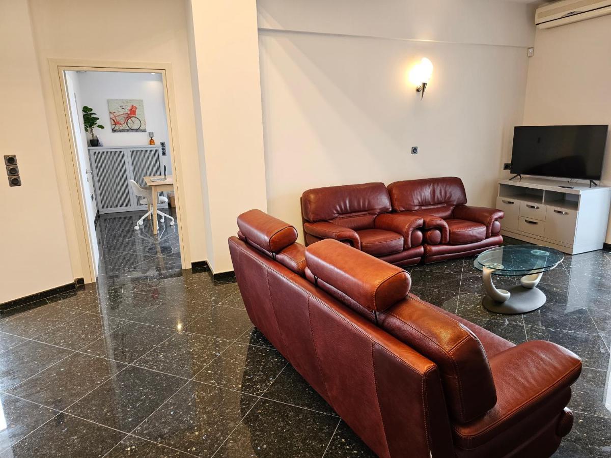 Villa Dennis Врахати Экстерьер фото
